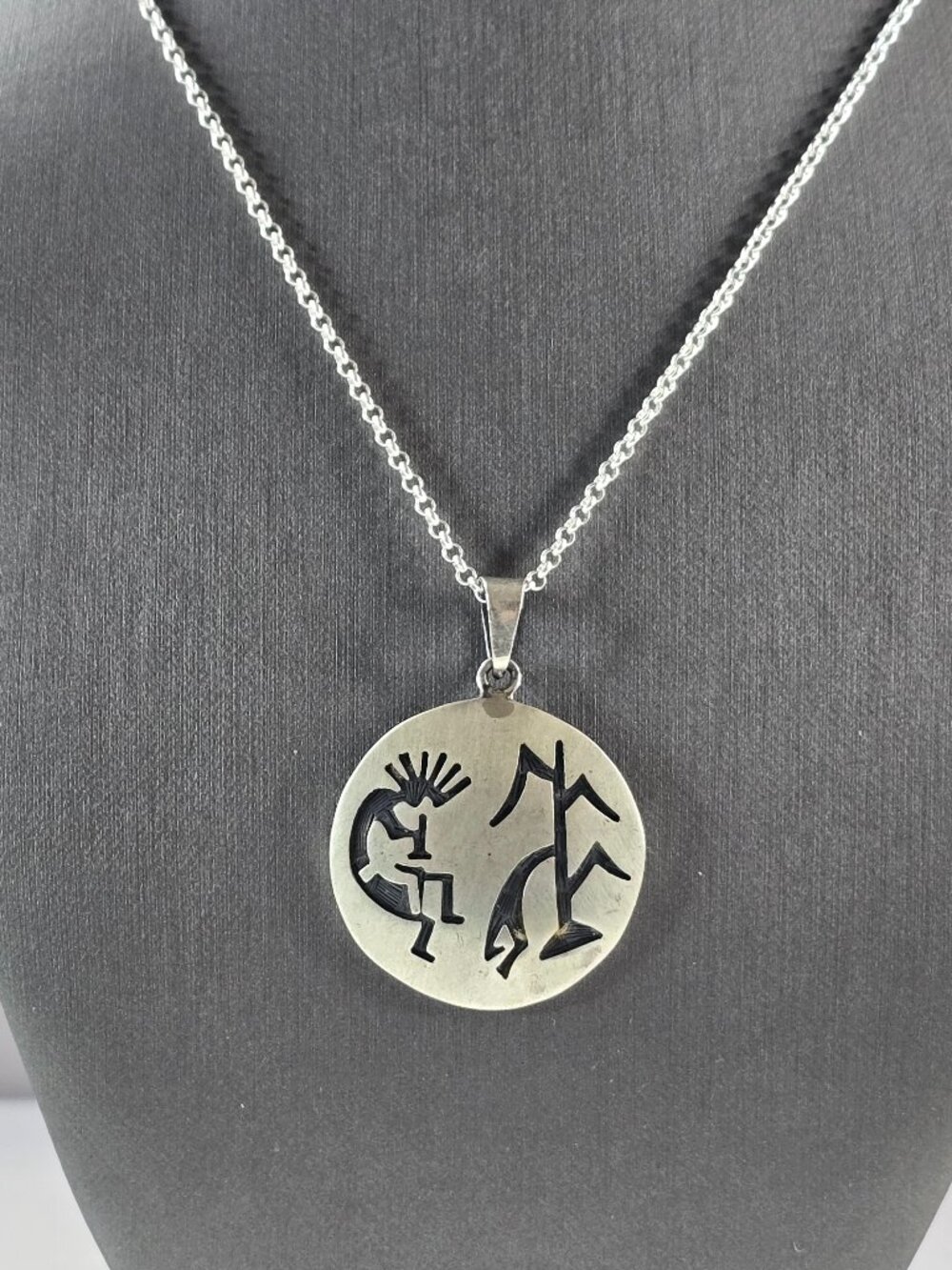 Vintage Sterling Silver Southwestern Kokopelli Pendant Necklace 19.0g E691